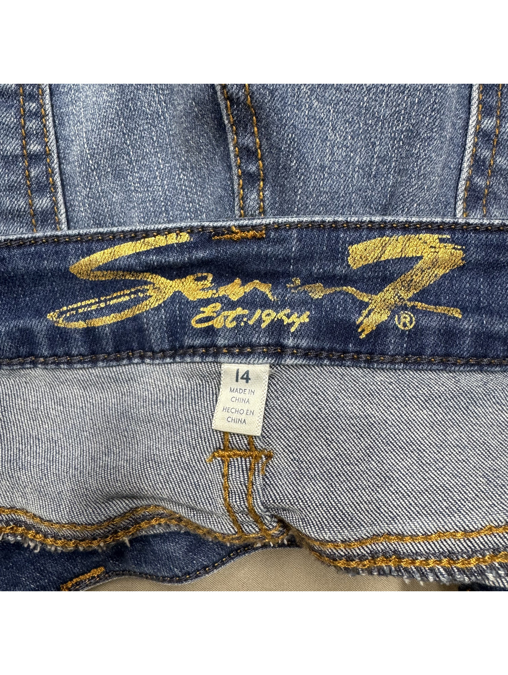 Seven7 Womens Weekend Stretch Denim Frayed Shorts Size 14 Blue Casual - Picture 8 of 9